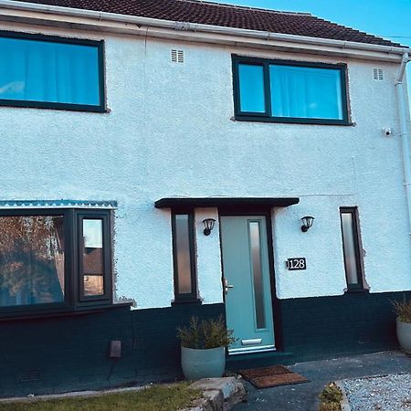 Entire Charming 5-Bed House In Darwen Blackburn Bb1 Free Parking Roadside Rishton エクステリア 写真